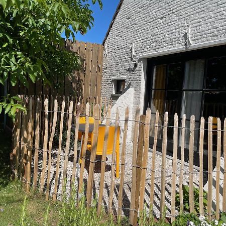 Bed and Breakfast De Wabisabiboerderij Oedelem Exterior foto