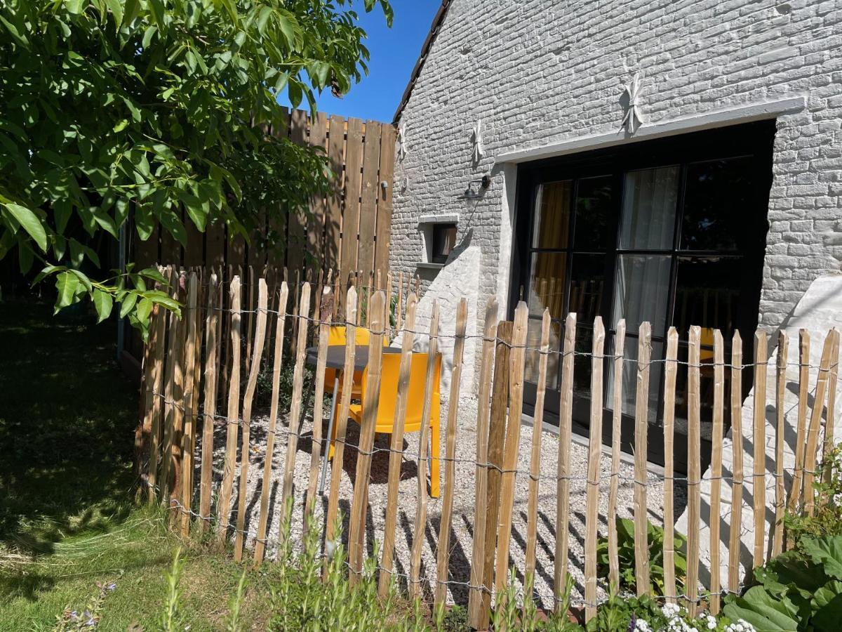 Bed and Breakfast De Wabisabiboerderij Oedelem Exterior foto